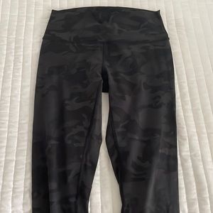 Lululemon Wunder Under 25’ Luon Leggings